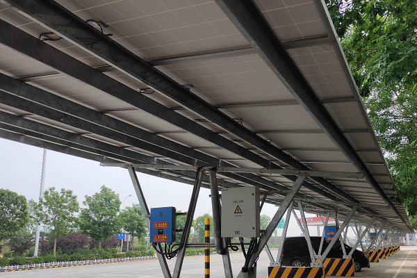 光伏停車棚廠家設(shè)計(jì)報價